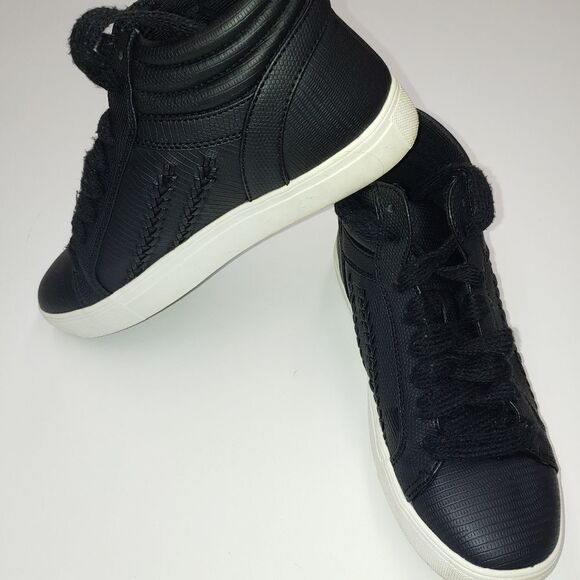 Brash Women's Size 5-1/2 Black Hi-top Sneaker. - Picture 1 of 7